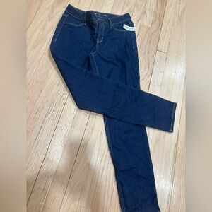 NWT high rise wow jeans